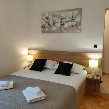 Juras Apartment *