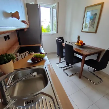 Juras Apartment Podstrana